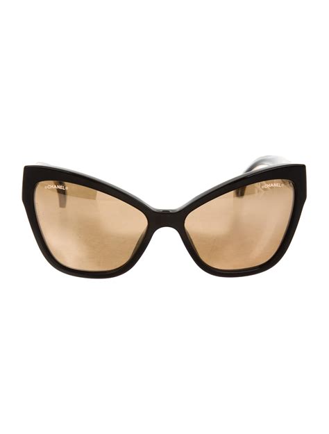 chanel vintage cat eye sunglasses